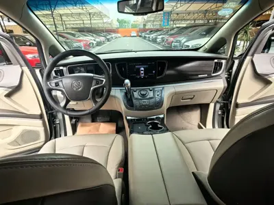 Buick GL8 2013, 178000 км, за 5575.61 USD - фото 9