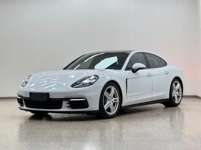 Porsche Panamera · 2018 год