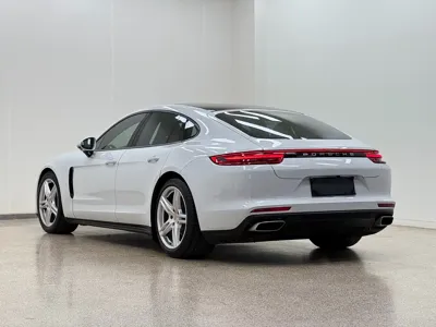 Porsche Panamera 2018, 90000 км, за 58121.3 USD