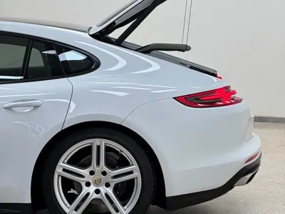 Porsche Panamera 2018, 90000 км, за 58121.3 USD - фото 6