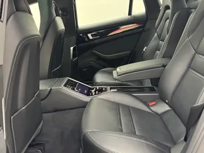 Porsche Panamera 2018, 90000 км, за 58121.3 USD - фото 8