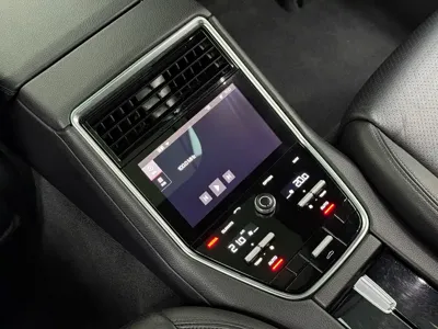 Porsche Panamera 2018, 90000 км, за 58121.3 USD - фото 20