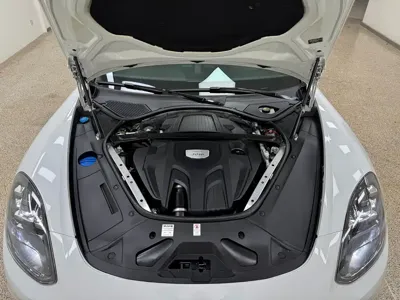 Porsche Panamera 2018, 90000 км, за 58121.3 USD - фото 23