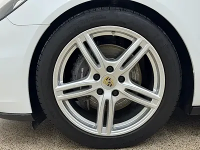 Porsche Panamera 2018, 90000 км, за 58121.3 USD - фото 24