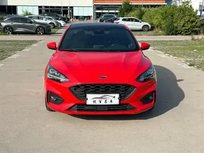 Ford Focus 2018, 87000 км, за 5826.1 USD
