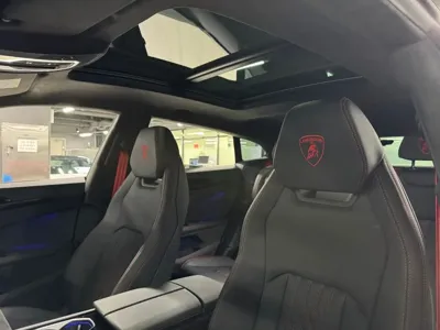 Lamborghini Urus 2025, 44 км, за 305238.29 USD - фото 15