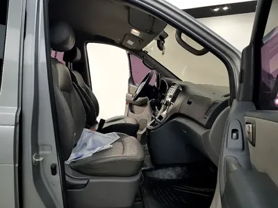 Hyundai Starex 2012, 158000 км, за 3078.64 USD - фото 18