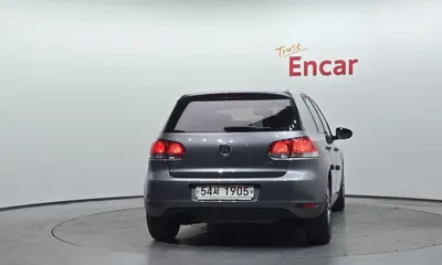Volkswagen Golf 2011, 159837 км, за 3170.91 USD