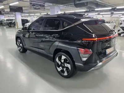 Hyundai Kona 2023, 23563 км, за 17841.1 USD - фото 6