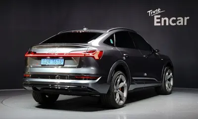 Audi e-tron 2023, 5134 км, за 51228.3 USD