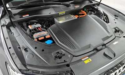 Audi e-tron 2023, 5134 км, за 51228.3 USD - фото 6