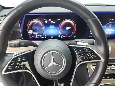 Mercedes-Benz E-Class 2021, 79319 км, за 22305.37 USD - фото 9