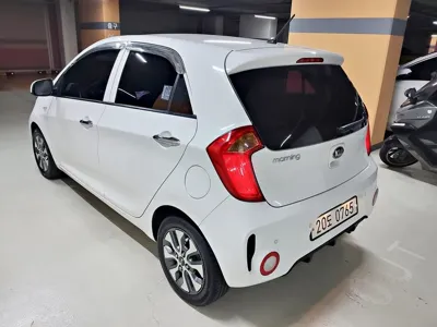 Kia Morning 2016, 97933 км, за 3874.45 USD