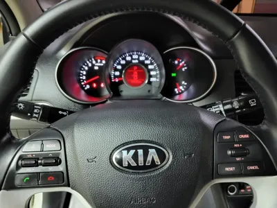 Kia Morning 2016, 97933 км, за 3874.45 USD - фото 12