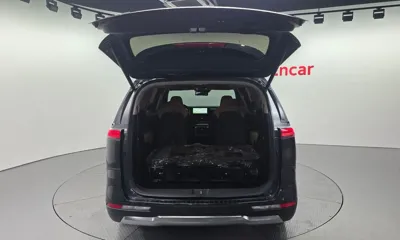 Kia Canival 2023, 16587 км, за 23178.79 USD - фото 20