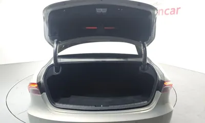 Hyundai Grandeur 2020, 62674 км, за 14231.78 USD - фото 20