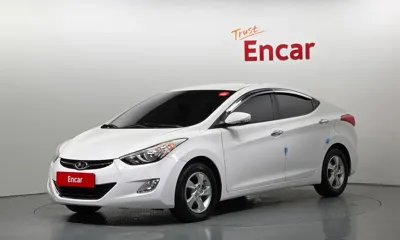 Hyundai Avante · 2012 год