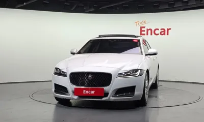 Jaguar XF 2017, 165194 км, за 4726.27 USD