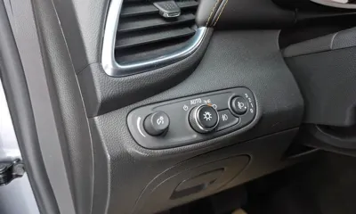 ChevroletGMDaewoo Trax 2019, 62846 км, за 5665 USD - фото 18
