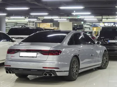 Audi S8 2020, 39700 км, за 59051.47 USD
