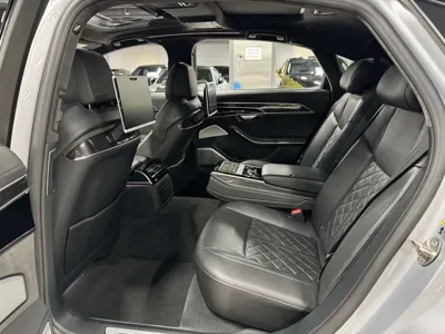 Audi S8 2020, 39700 км, за 59051.47 USD - фото 13