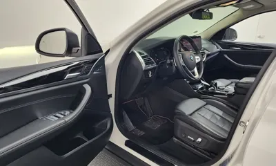 BMW X4 2023, 43750 км, за 28882.76 USD - фото 10
