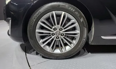 Genesis EQ900 2016, 105902 км, за 12619.75 USD