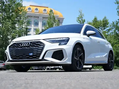 Audi A3 · 2022 год