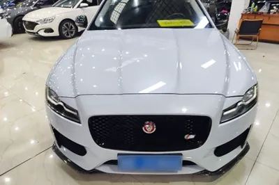 Jaguar XF 2016, 75800 км, за 13614 USD