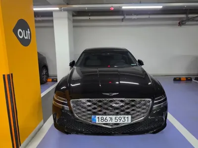 Genesis G80 · 2025 год