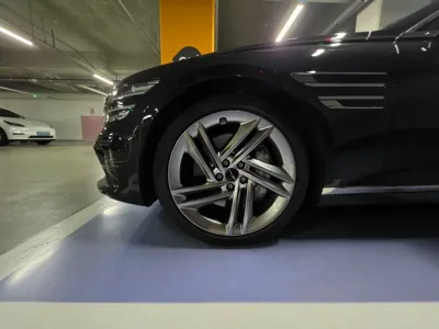 Genesis G80 2025, 22384 км, за 36103.45 USD