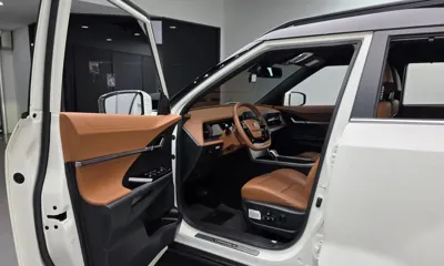 KG_Mobility_Ssangyong Torres 2023, 27231 км, за 14310.1 USD - фото 11