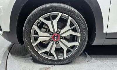 Kia Seltos 2023, 15636 км, за 14469.77 USD