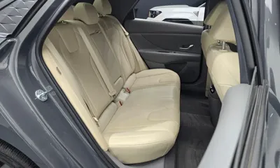 Hyundai Avante 2024, 47651 км, за 18248.65 USD - фото 26