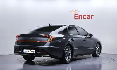 Hyundai Sonata 2022, 71271 км, за 12340.82 USD