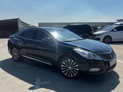 Hyundai Grandeur 2013, 132580 км, за 3255.84 USD