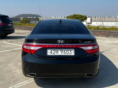 Hyundai Grandeur 2013, 132580 км, за 3255.84 USD
