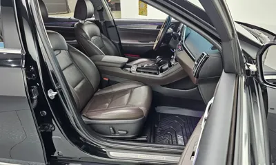 Hyundai Grandeur 2018, 197621 км, за 9386.57 USD - фото 10