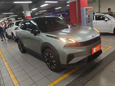 Lynk & Co 06 2025, 10000 км, за 11745.71 USD