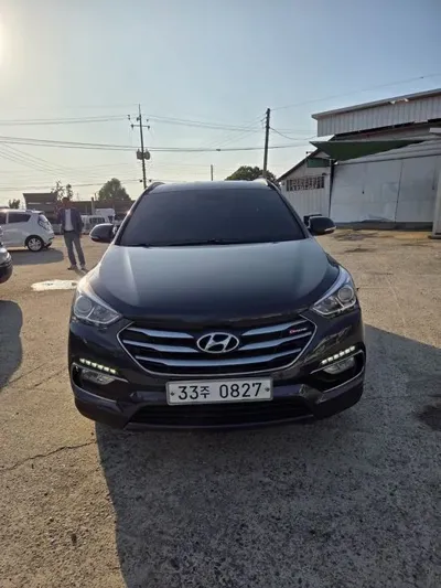 Hyundai Santafe 2017, 133000 км, за 8131.68 USD