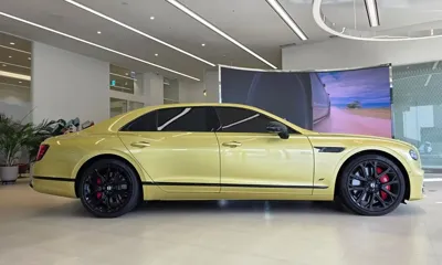Bentley Flying Spur 2024, 3500 км, за 210194.35 USD