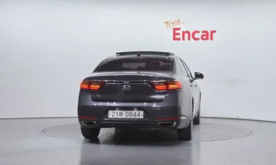 Kia K7 2016, 105598 км, за 5750.93 USD