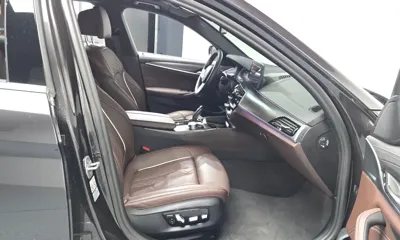 BMW 5-Series 2023, 54618 км, за 29641.71 USD - фото 26