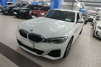 BMW 3 Series · 2021 год