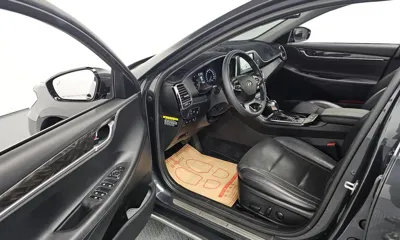 Hyundai Grandeur 2018, 125523 км, за 8205.33 USD - фото 10