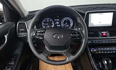 Hyundai Grandeur 2018, 125523 км, за 8205.33 USD - фото 15