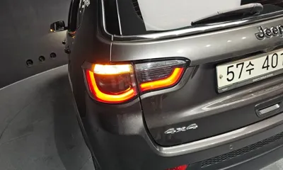 Jeep Compass 2018, 89537 км, за 6432.98 USD - фото 23