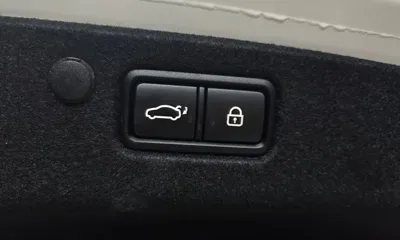 Hyundai Grandeur 2020, 59714 км, за 18178.23 USD - фото 34