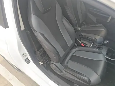 Roewe Clever 2022, 22900 км, за 4016.99 USD - фото 25