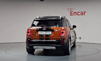 MINI Countryman 2018, 68101 км, за 10986.15 USD